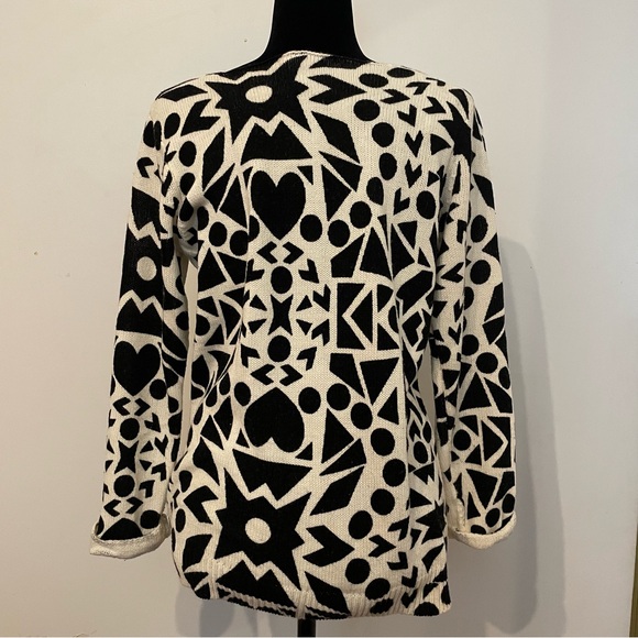 H&M Divided Sweater - Picture 3 of 4